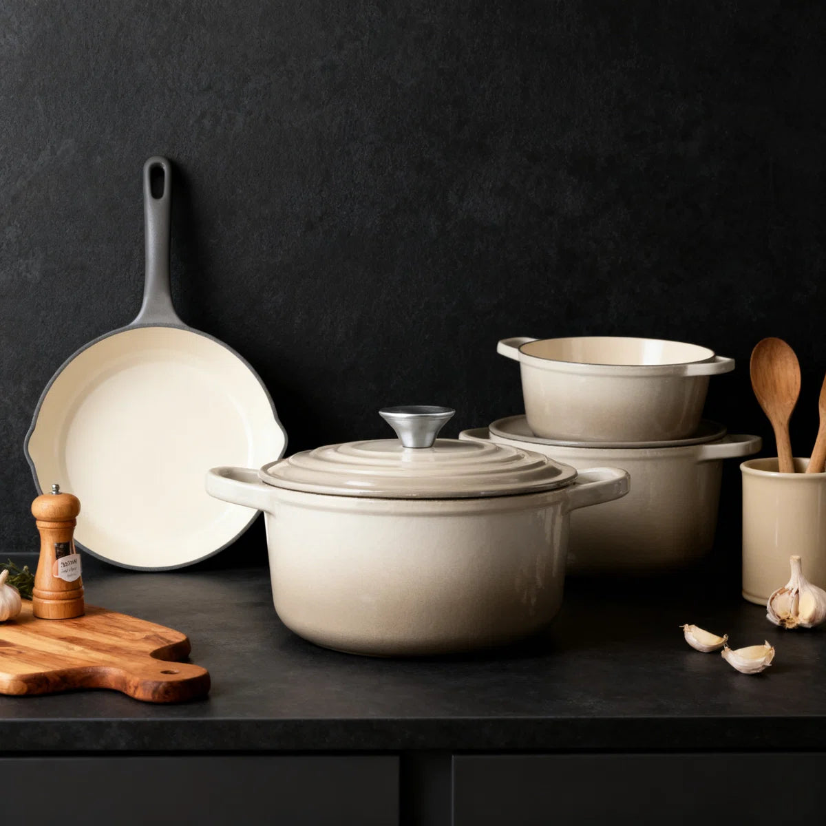 7 Pieces Cast Iron Enameled Cookware Set
